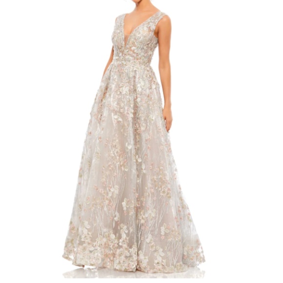 Mac Duggal Dresses & Skirts - MAC DUGGAL Floral Prom Wedding Formal Gala Quinceañera Ball Gown • size 14 NWT